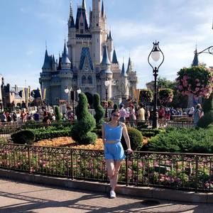 Meet your Posher, Julia